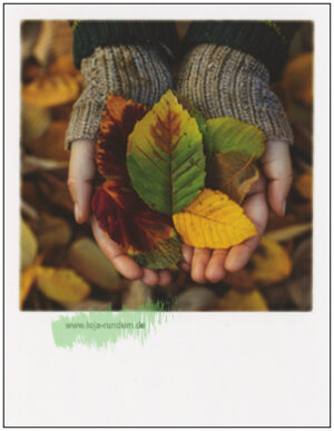 Autumn leaves in your hands - Pola TAURUS art cards